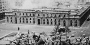 Attaque du palais présidentiel de La Moneda Santiago du Chili 11 septembre 1973
